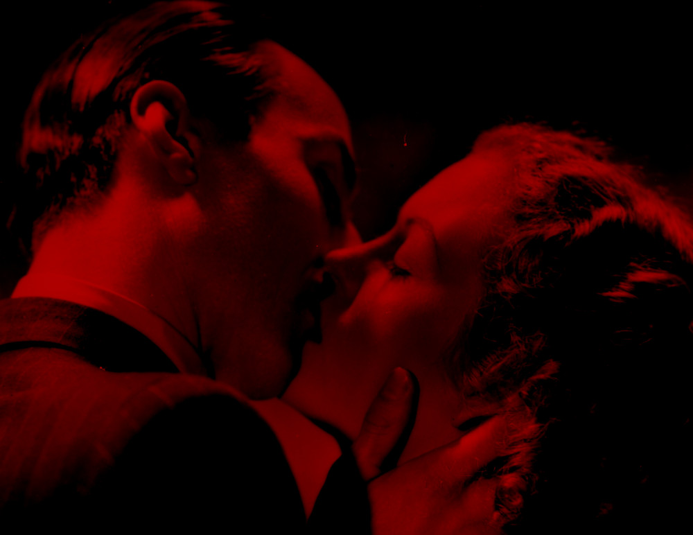 viimeinenvieras2still puna